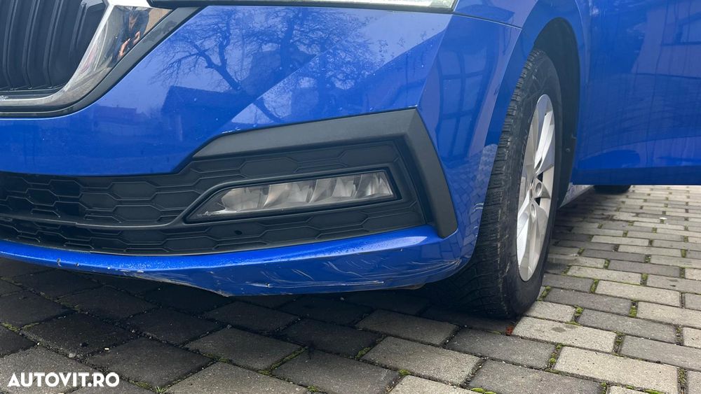 Skoda Octavia 2.0 TDI DSG Ambition - 13