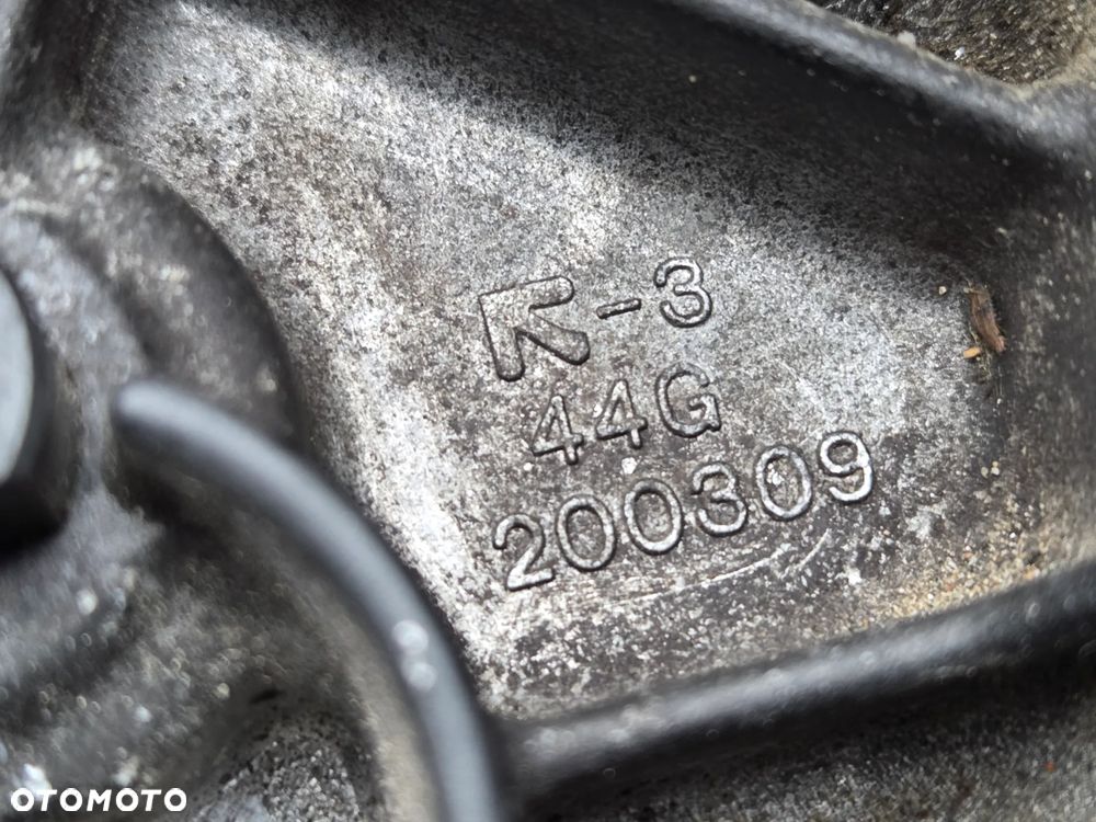 SUZUKI GSR 600 OSŁONA ZĘBATKI CZUJNIK - 12