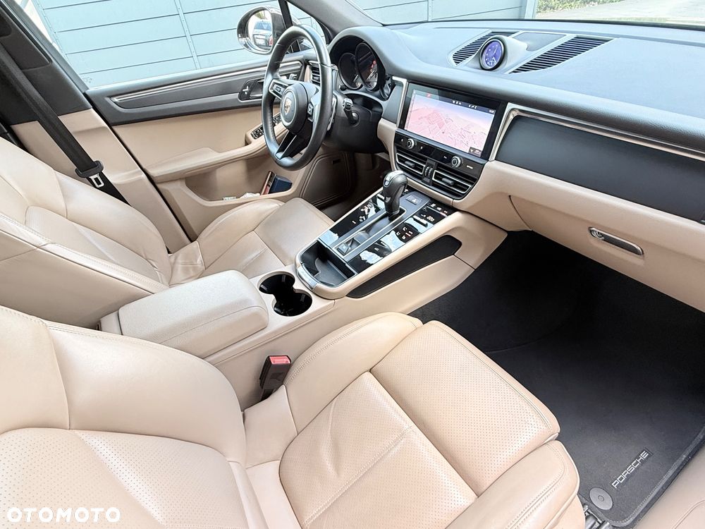 Porsche Macan Standard - 20