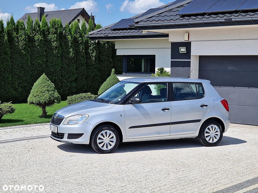 Skoda Fabia 1.2 HTP Cool Colour Edition - 21