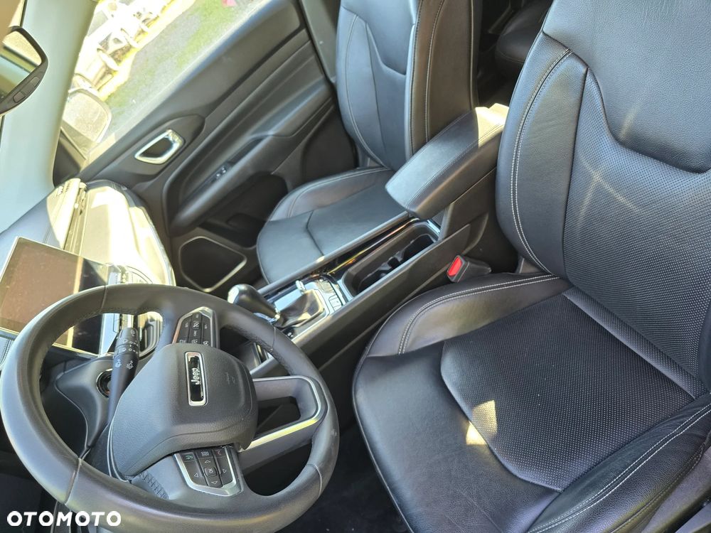 Jeep Compass - 9
