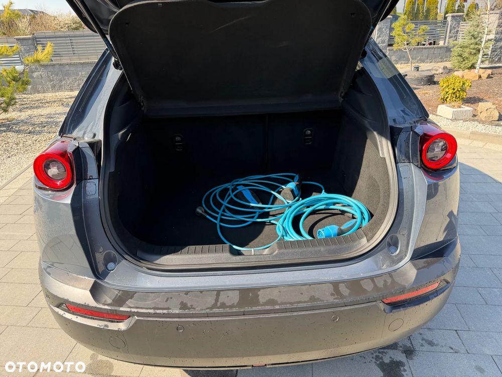 Mazda MX-30 e-SKYACTIV - 16