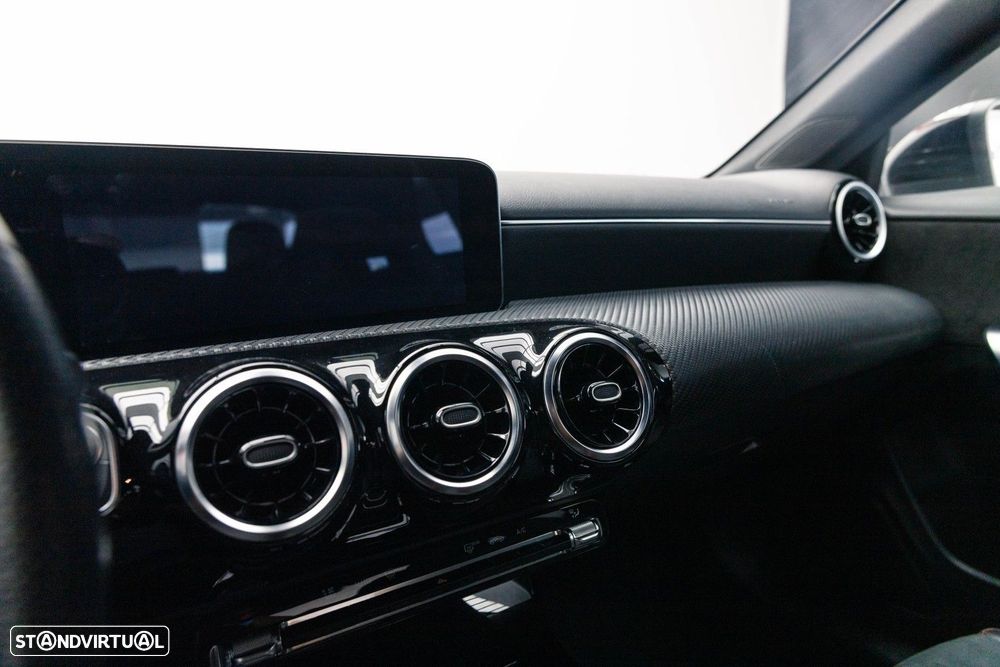 Mercedes-Benz CLA 180 d AMG Line Aut. - 31