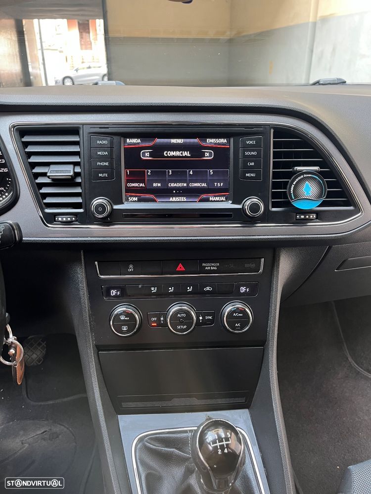 SEAT Leon 1.6 TDI DPF Ecomotive Style - 27