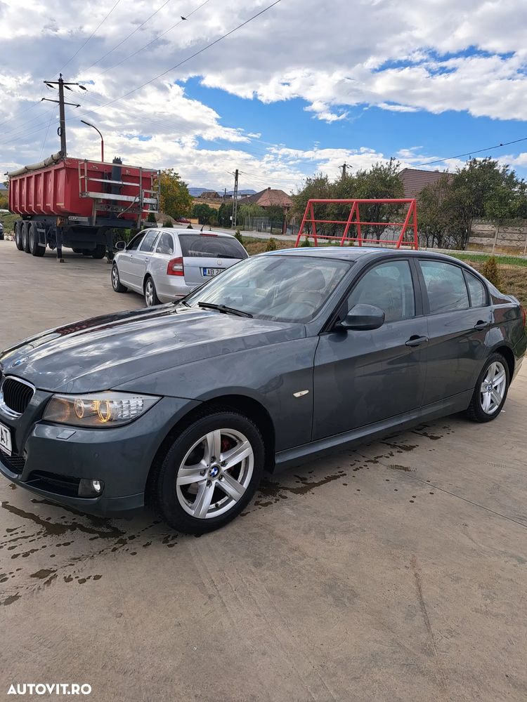 BMW Seria 3 318d - 9