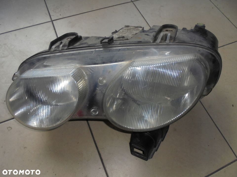 LAMPA  PRAWA PRZOD ROVER 75 EUROPA - 3