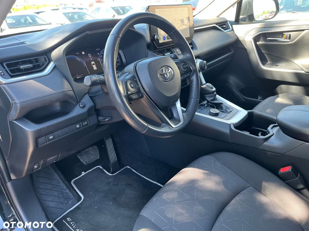 Toyota RAV4 - 4