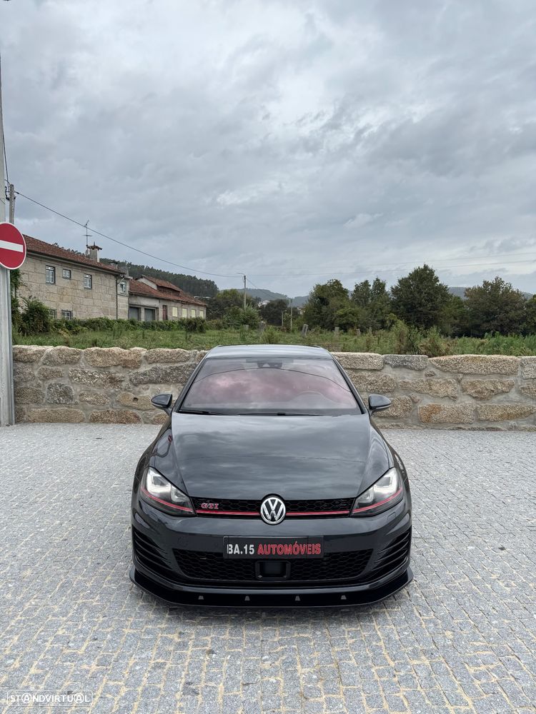 VW Golf 2.0 TSi GTi DSG - 2