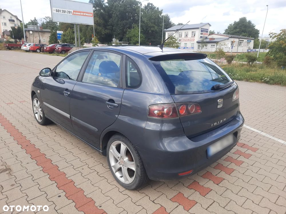 Seat Ibiza 1.4 16V Sport - 8