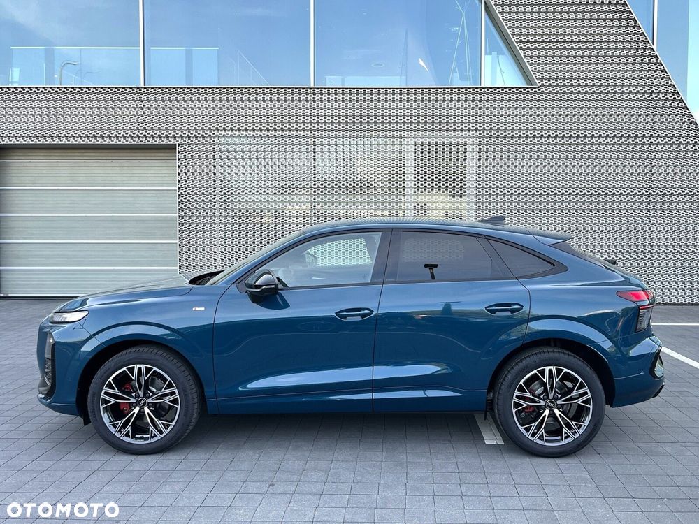 Audi Q3 Sportback - 8