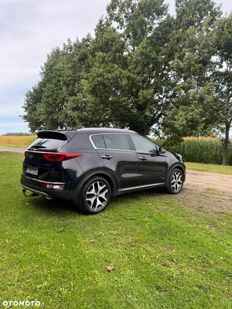 Kia Sportage 2,0 CRDI AWD GT Line - 4