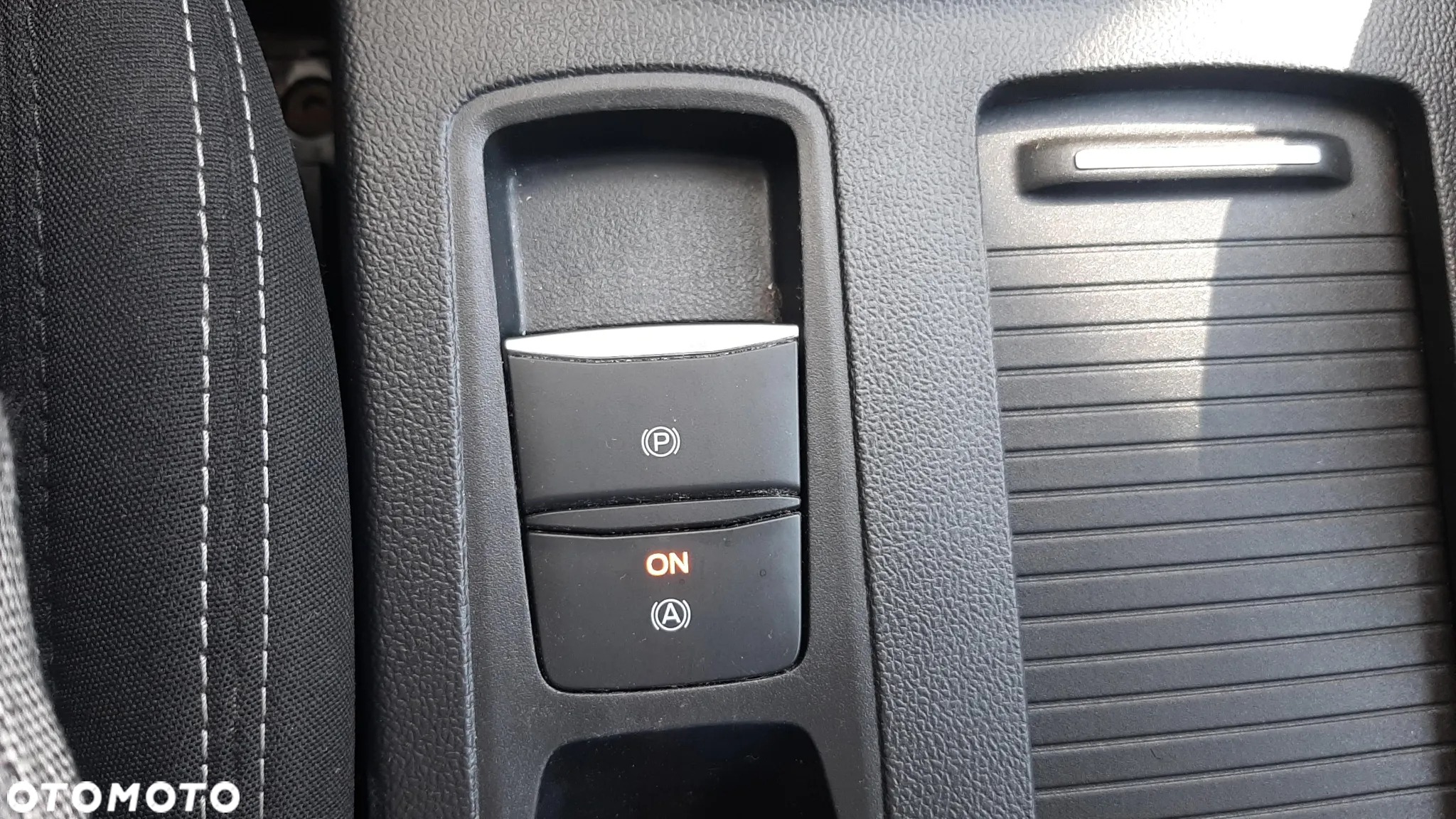Ford Focus 1.5 EcoBlue SCR Titanium - 23