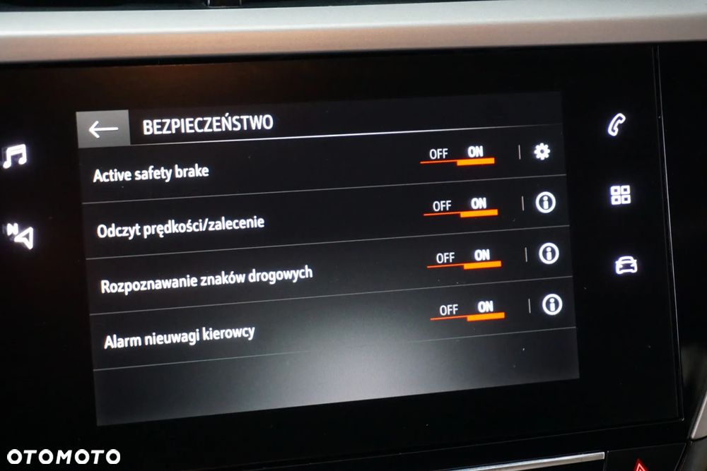 Opel Corsa 1.2 Start/Stop Edition - 36