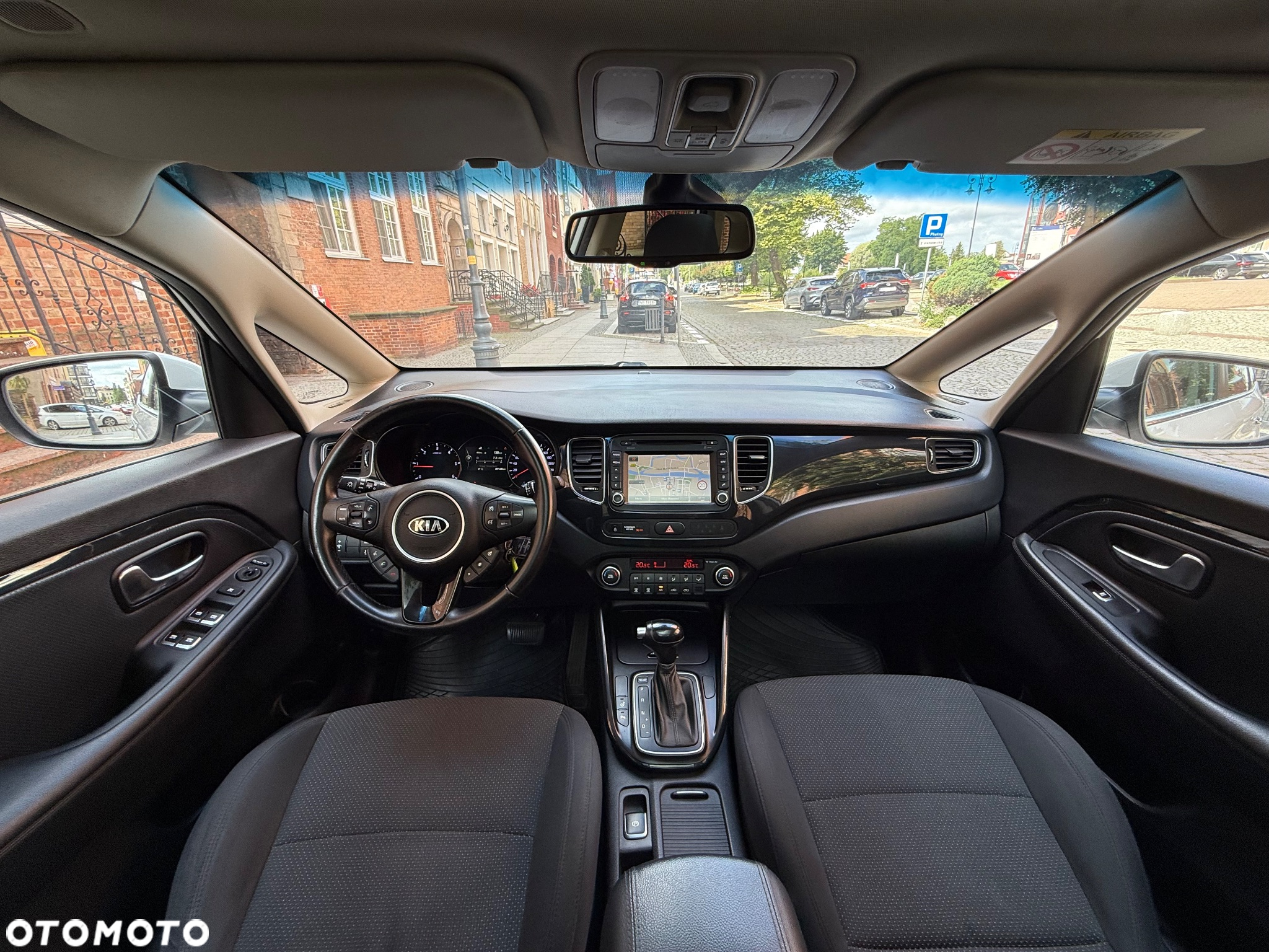 Kia Carens 1.7 CRDi L 7os - 19