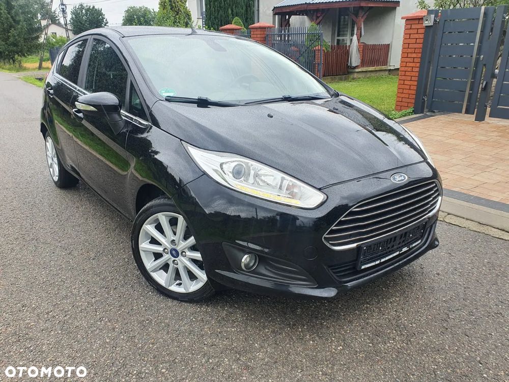 Ford Fiesta 1.0 EcoBoost S&S TITANIUM - 11