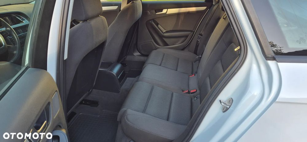 Audi A4 Avant 2.0 TDI - 17