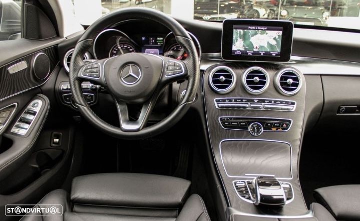 Mercedes-Benz C 350 - 7