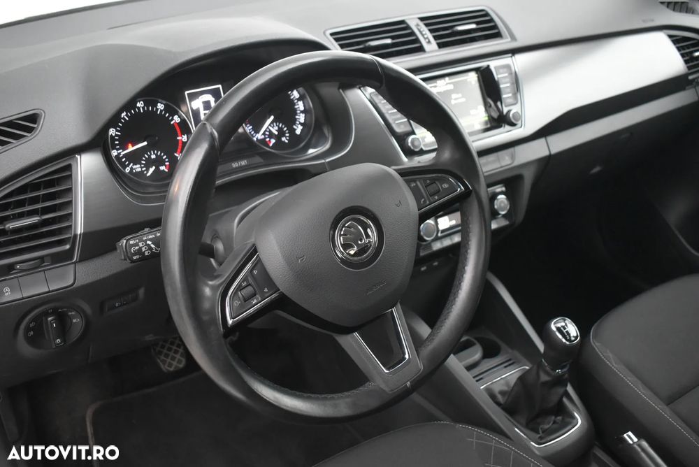Skoda Fabia 1.0 MPI Style - 8