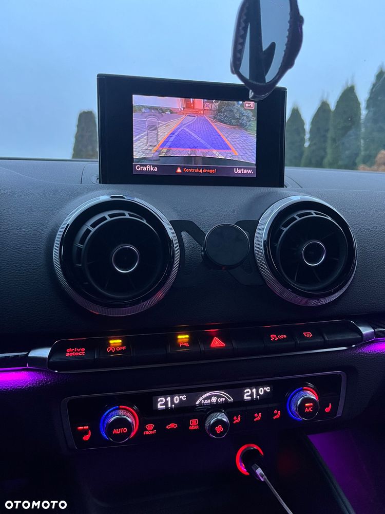 Audi A3 Sportback 2.0 TDI S tronic S line Sportpaket - 15