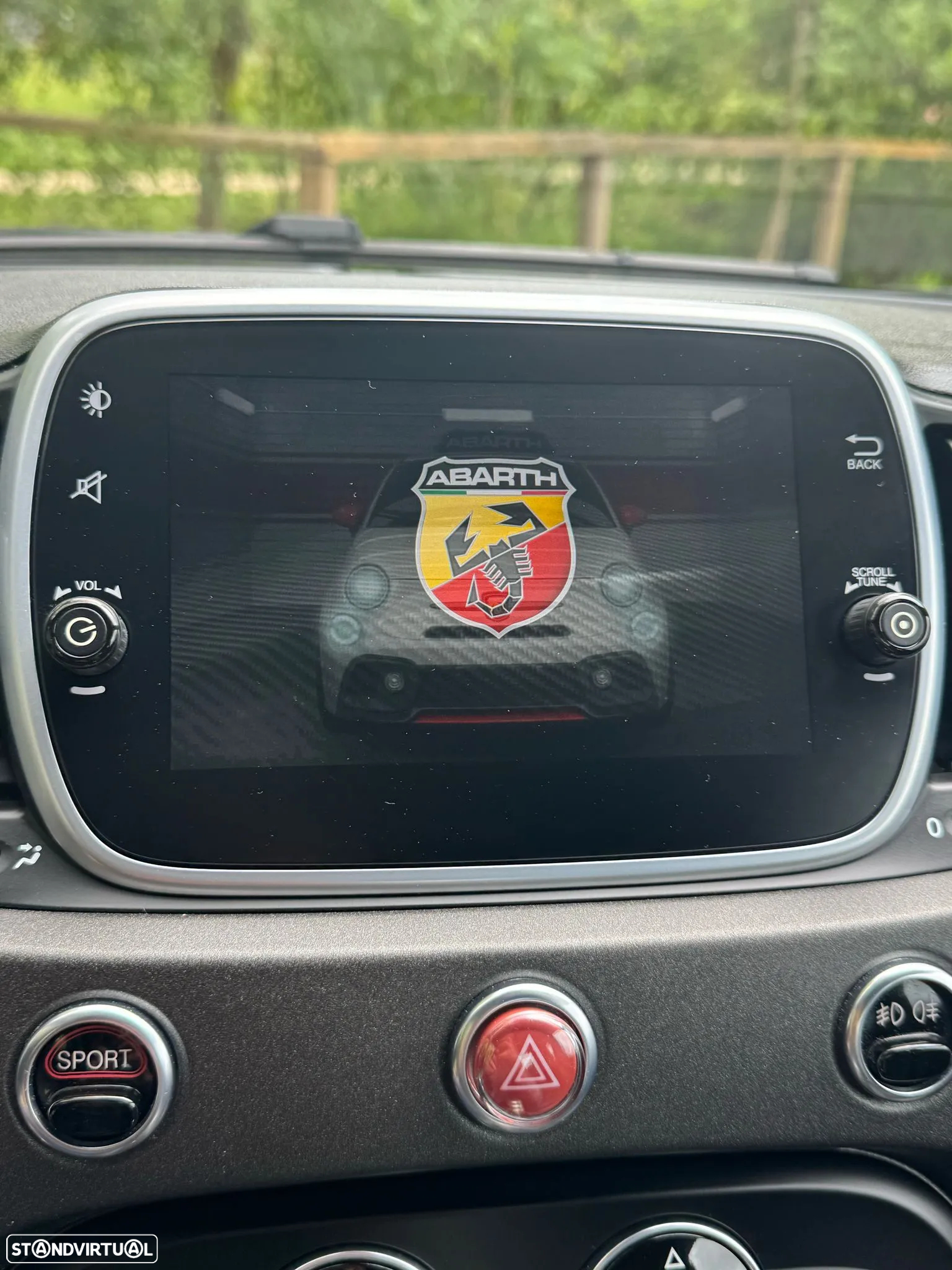 Abarth 595 1.4 T-Jet Competizione - 12