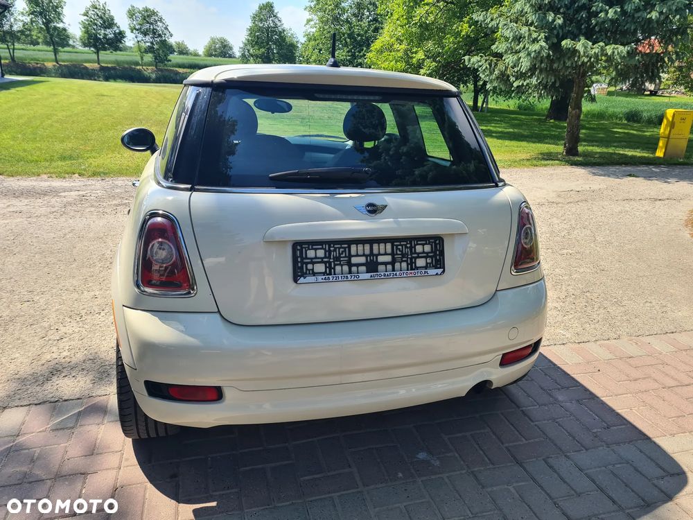 MINI ONE - 10