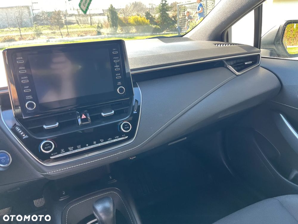 Toyota Corolla 1.8 Hybrid GPF Comfort - 34