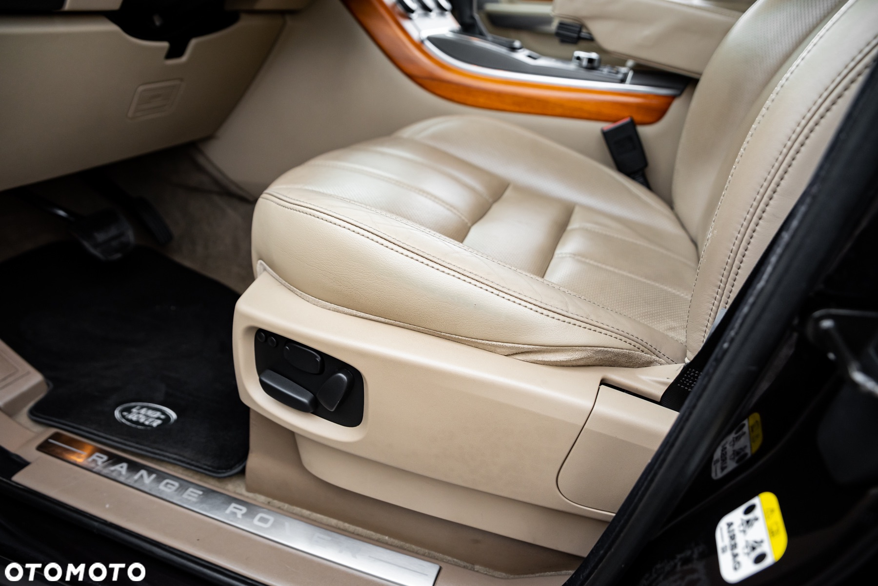 Land Rover Range Rover Sport TDV6 HSE - 28