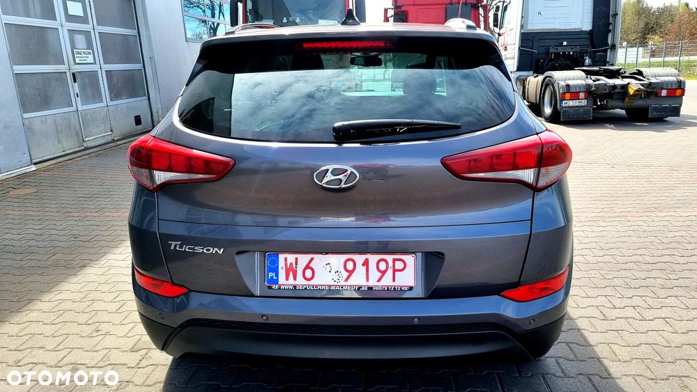 Hyundai Tucson blue 1.7 CRDi 2WD Intro Edition - 5