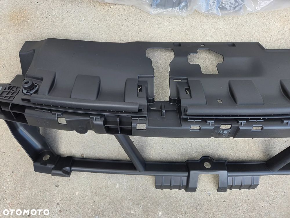 Wzmocnienie górne pas przedni Peugeot 308 T9 LIFT  9817230777   NOWE - 3