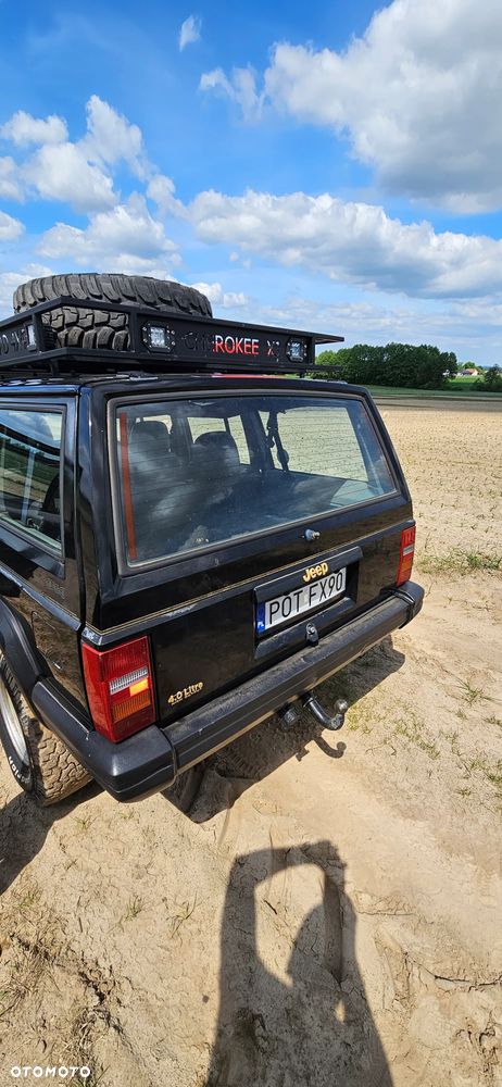 Jeep Cherokee - 9