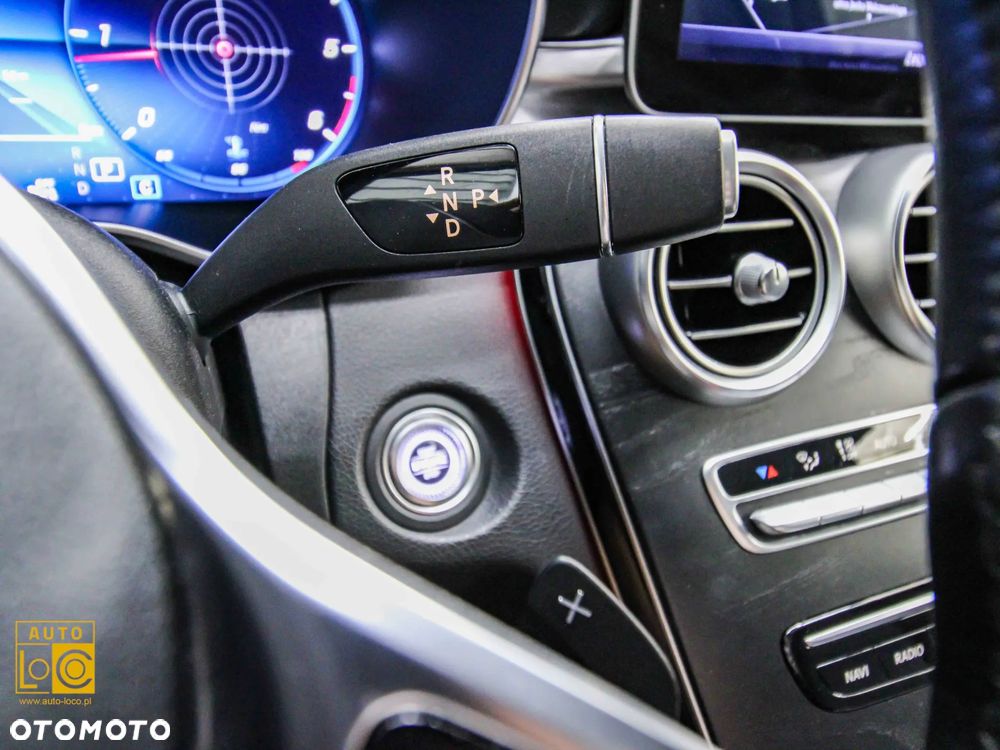 Mercedes-Benz Klasa C 220 d 4Matic 9G-TRONIC Avantgarde - 28