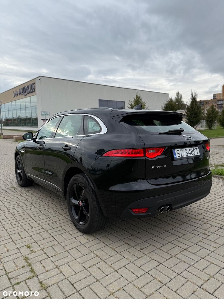 Jaguar F-Pace 2.0 i4D AWD R-Sport - 7