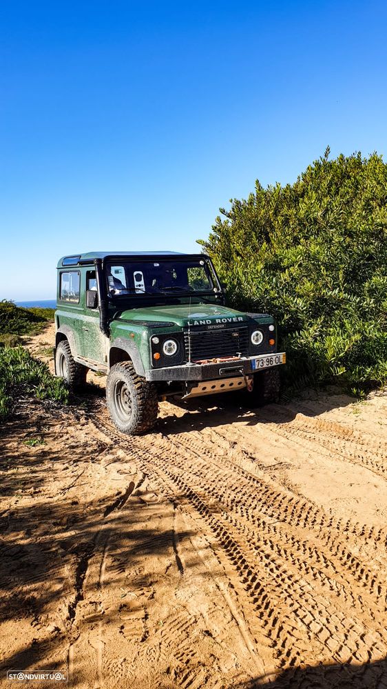 Land Rover Defender 90 2.5 TD5 Metal Top - 18