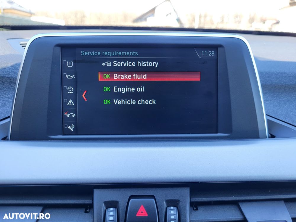 BMW X1 sDrive18d AT - 28