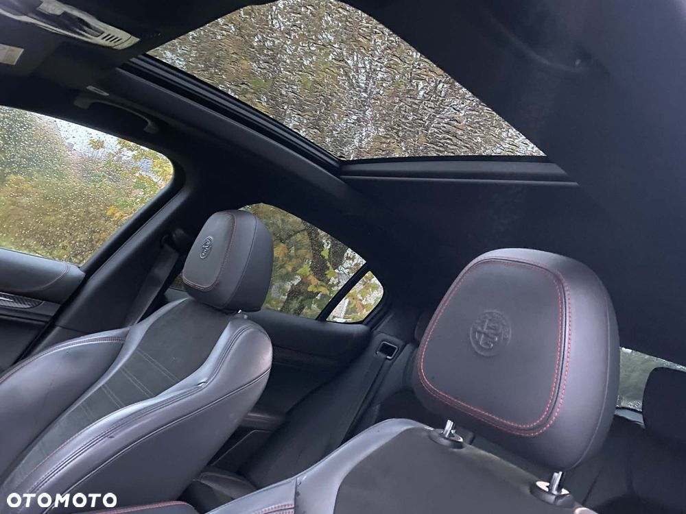 Alfa Romeo Stelvio 2.9 V6 Bi-Turbo Quadrifoglio Q4 - 10