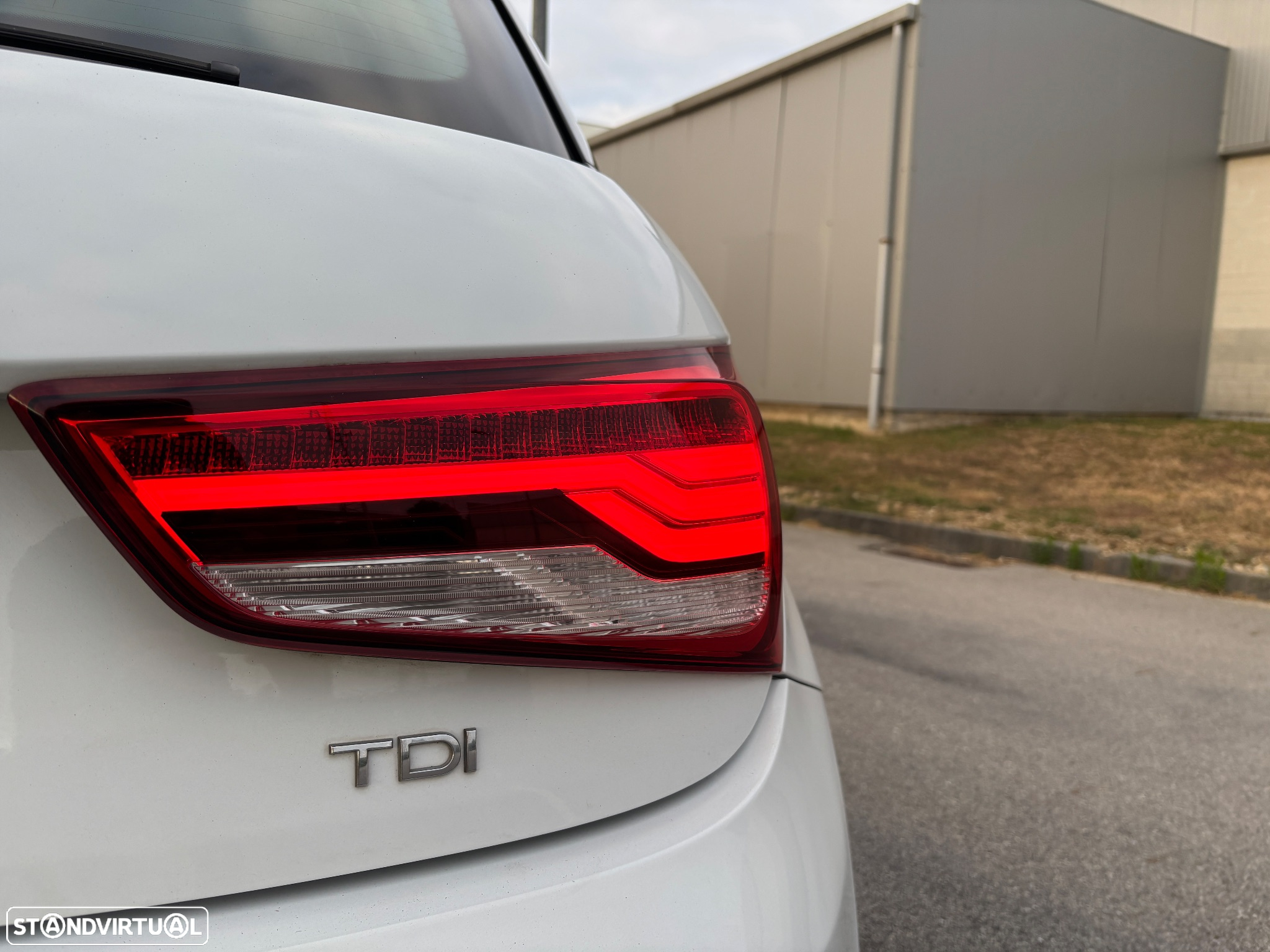Audi A1 Sportback 1.4 TDI S-line - 11