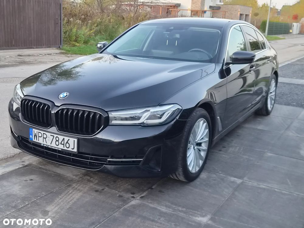 BMW 5 Series 2021 photo 2