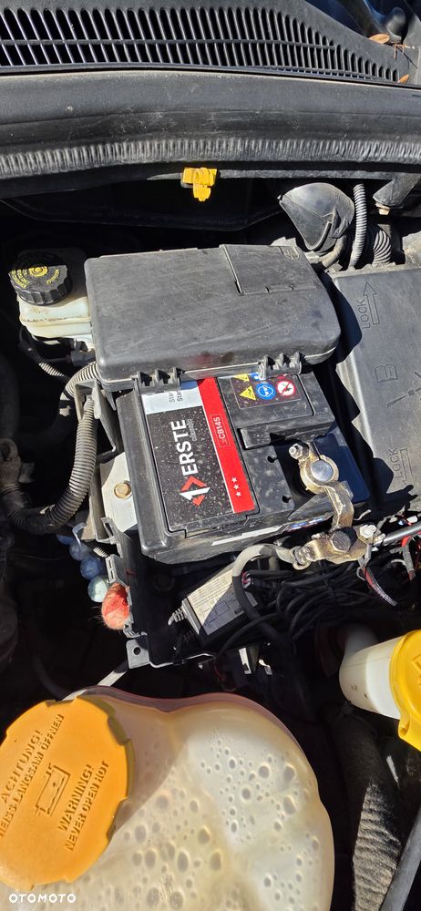 Opel Corsa 1.2 16V - 33