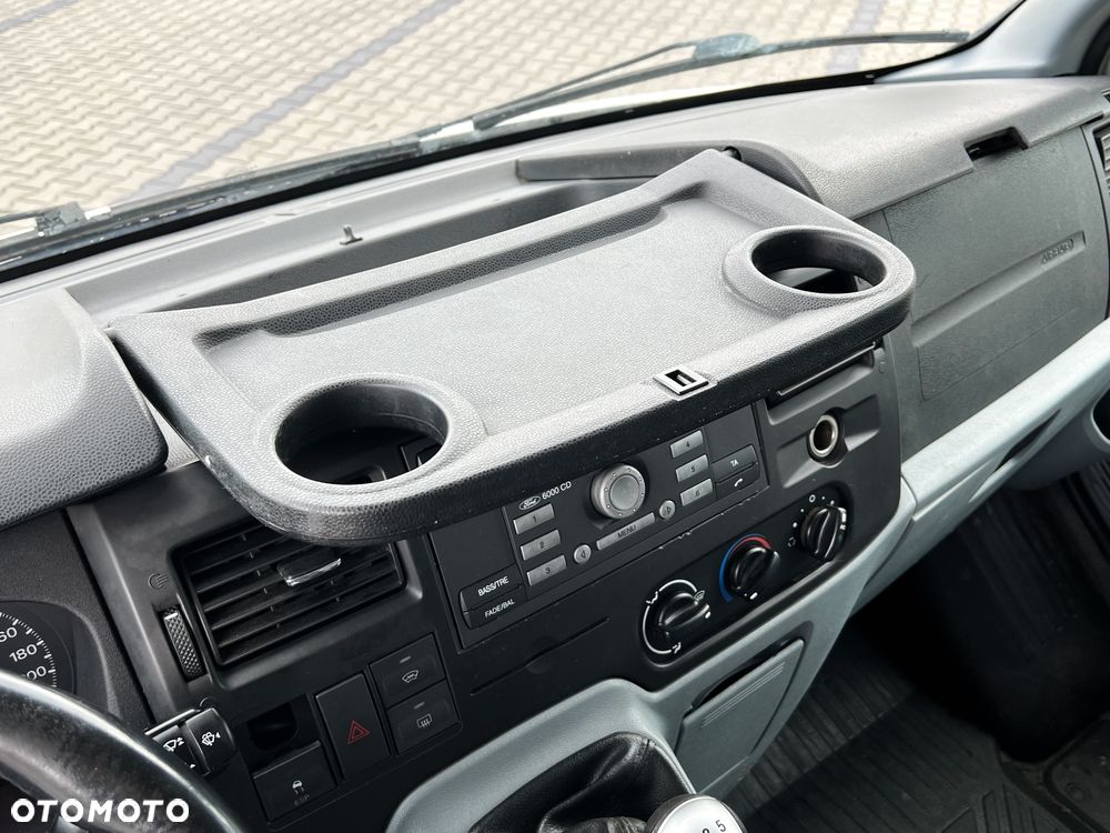 Ford Transit - 17
