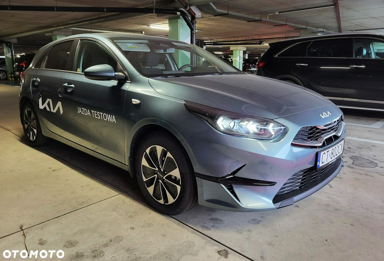 Kia Ceed 1.5 T-GDI M - 8