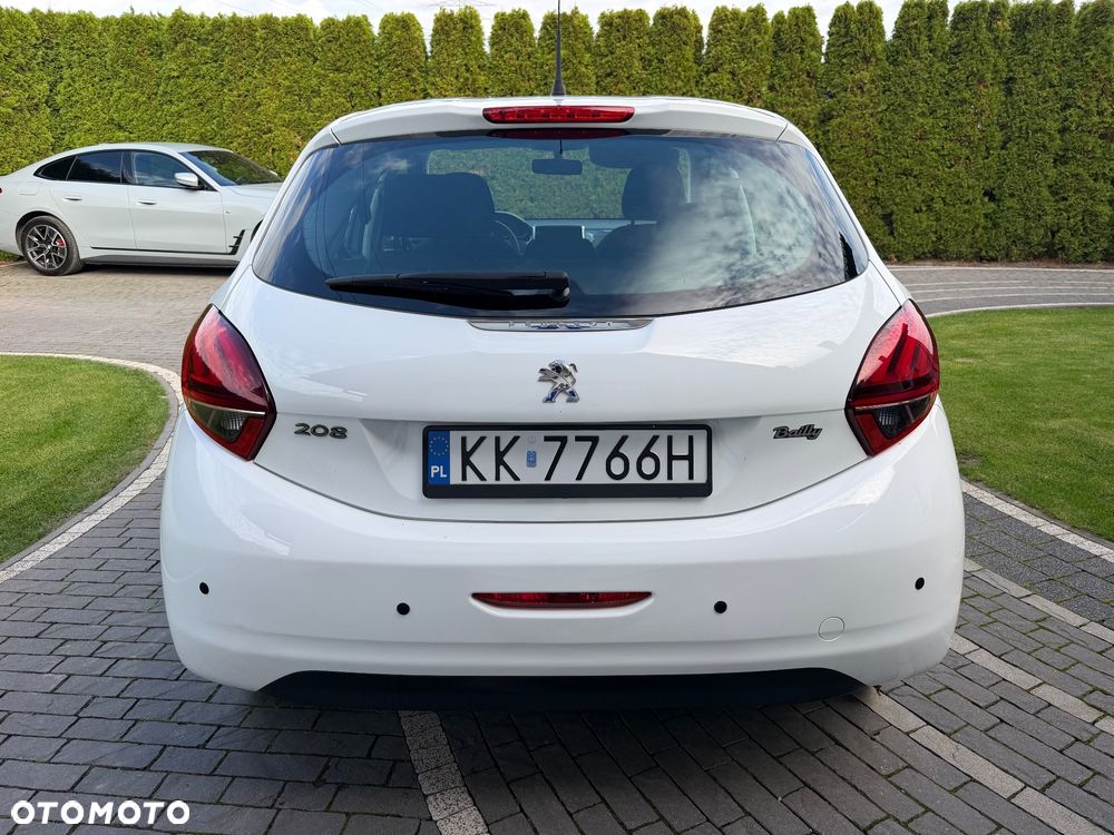 Peugeot 208 2017 photo 4