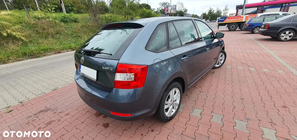 Skoda RAPID 1.2 TSI Style Plus - 9
