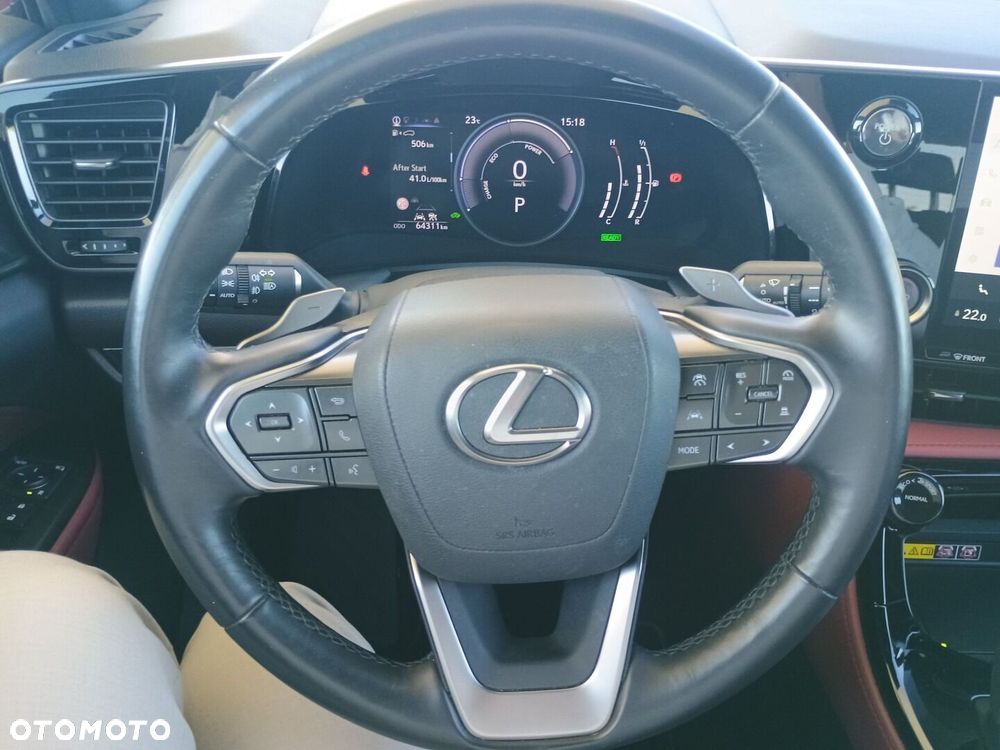 Lexus NX 350h Prestige 2WD - 18