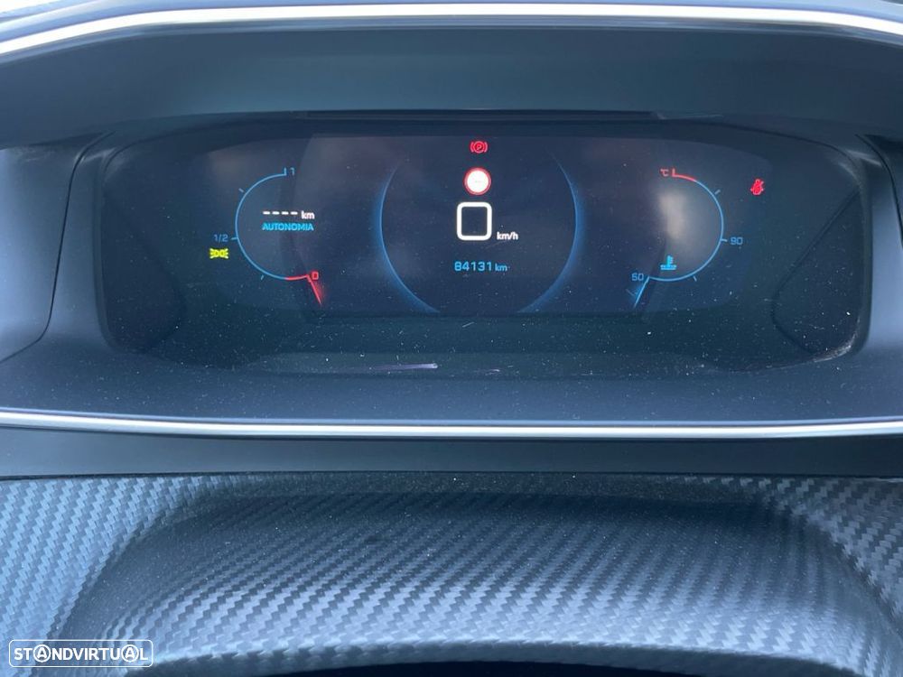 Peugeot 2008 1.2 PureTech Allure - 3