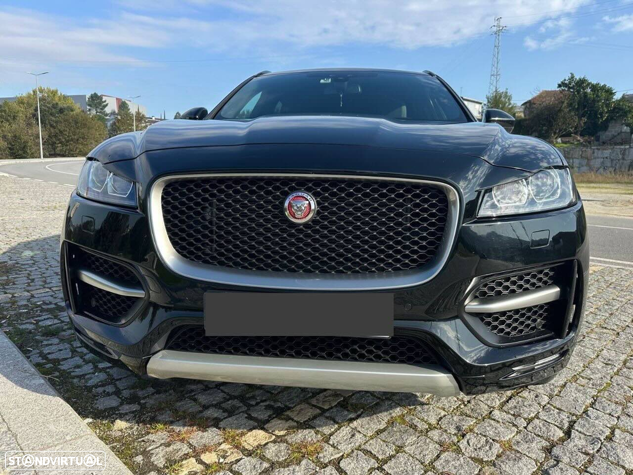 Jaguar F-Pace 2.0 i4D R-Sport - 4