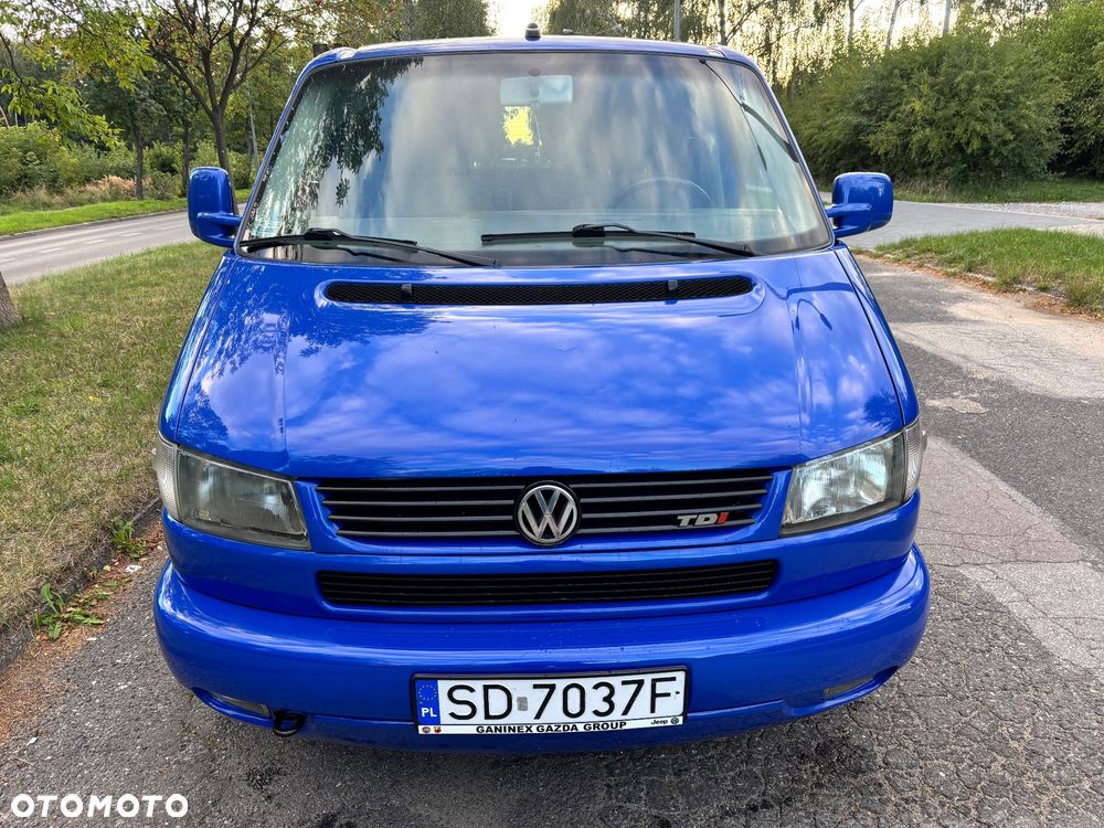 Volkswagen Multivan - 23