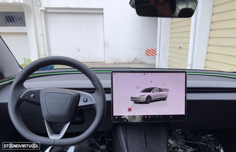 Tesla Model 3 Standard RWD - 34