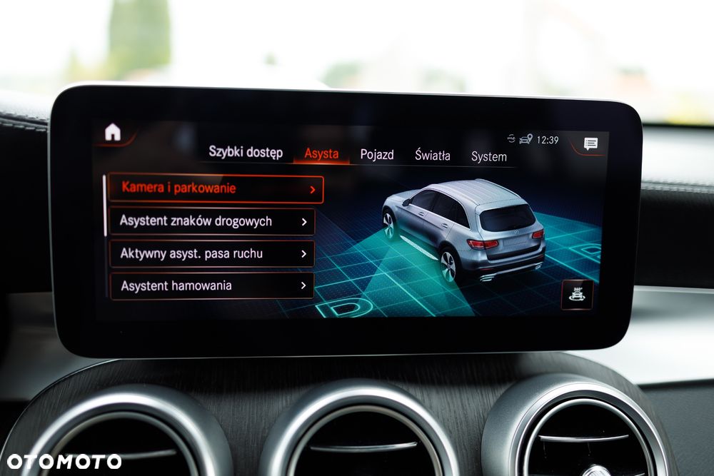 Mercedes-Benz GLC 300 de 4Matic 9G-TRONIC AMG Line Plus - 36