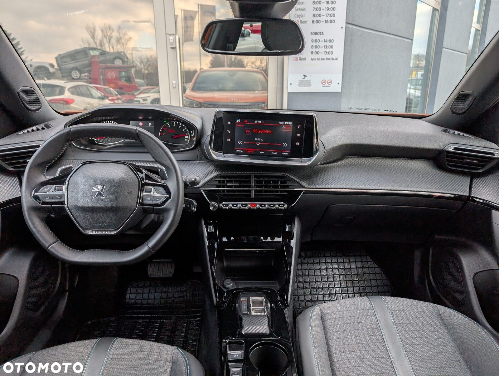 Peugeot 2008 - 12