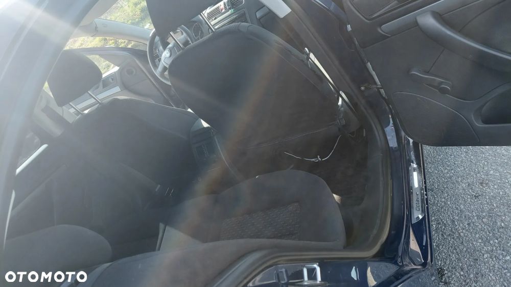 Skoda Octavia 1.6 Tour - 17